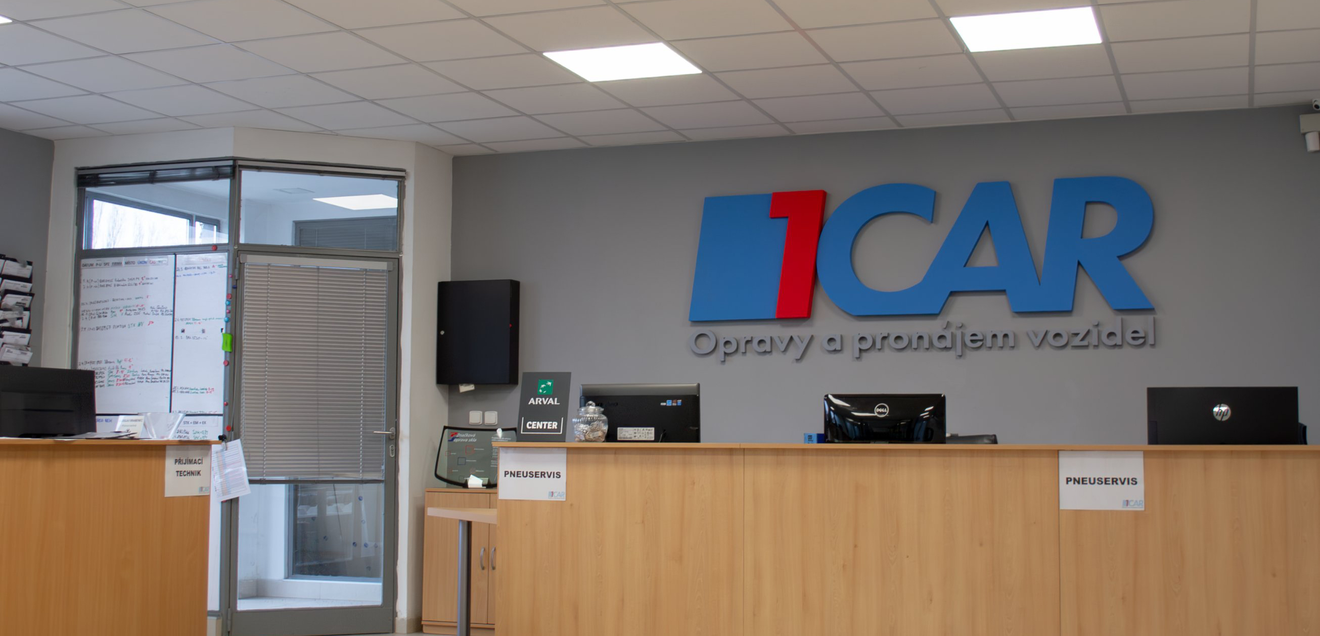 Smart Repair - rychlá oprava drobných poškození auta v 1CAR Praha